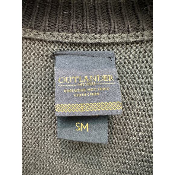 HOT TOPIC | Outlander Wrap Cardigan Sweater Gray Knit Embroidered Crest | Small - Picture 7 of 8